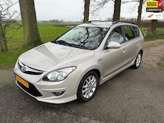 Hyundai i30 CW - 1.6 CRDi i-Motion Business / Navi / Airco / NAP / pdc / Lm /