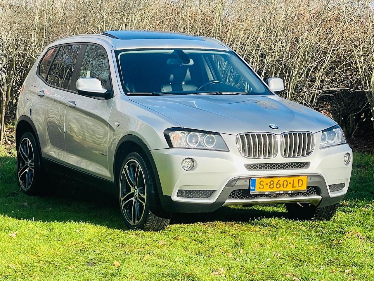 BMW X3 - XDrive28i High Executive/leer/Pano/Automaat(Bij 2011) - AutoWereld.nl