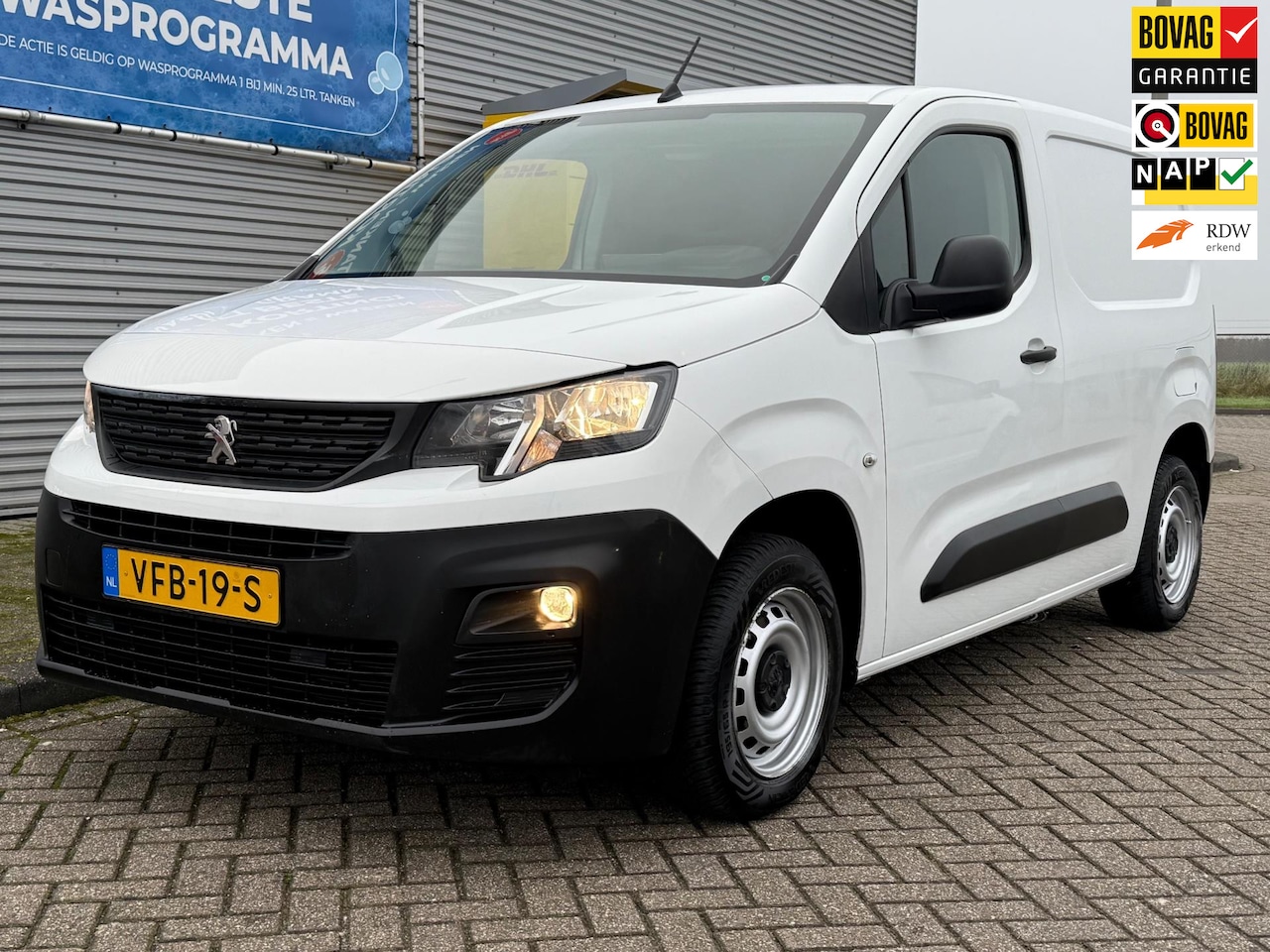 Peugeot Partner - 1.5 BlueHDI Premium Bj 2020 Airco Navi pdc v+a - AutoWereld.nl