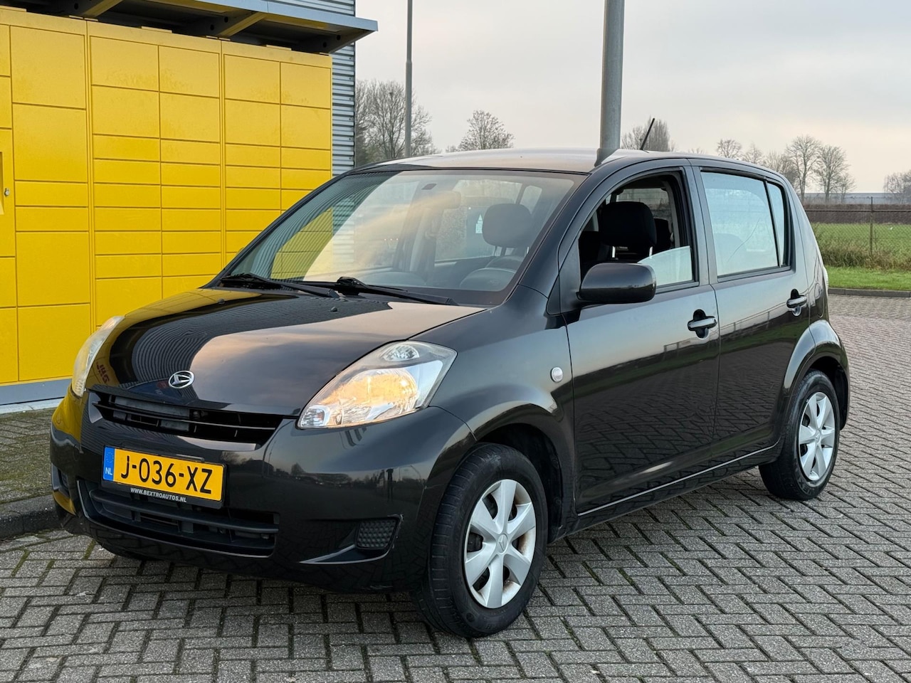 Daihatsu Sirion 2 - 1.0-12V Premium Limited Edition 1.0 12V Premium Limited Edition - AutoWereld.nl