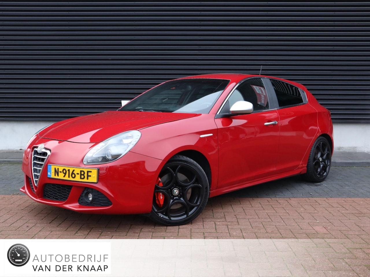 Alfa Romeo Giulietta - 1.7 TBi Quadrifoglio Verde | Airco | Cruise | LED | Voorst. Verwarmd | Premium Audio | - AutoWereld.nl