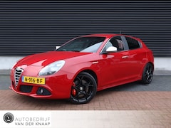 Alfa Romeo Giulietta - 1.7 TBi Quadrifoglio Verde | Airco | Cruise | LED | Voorst. Verwarmd | Premium Audio |