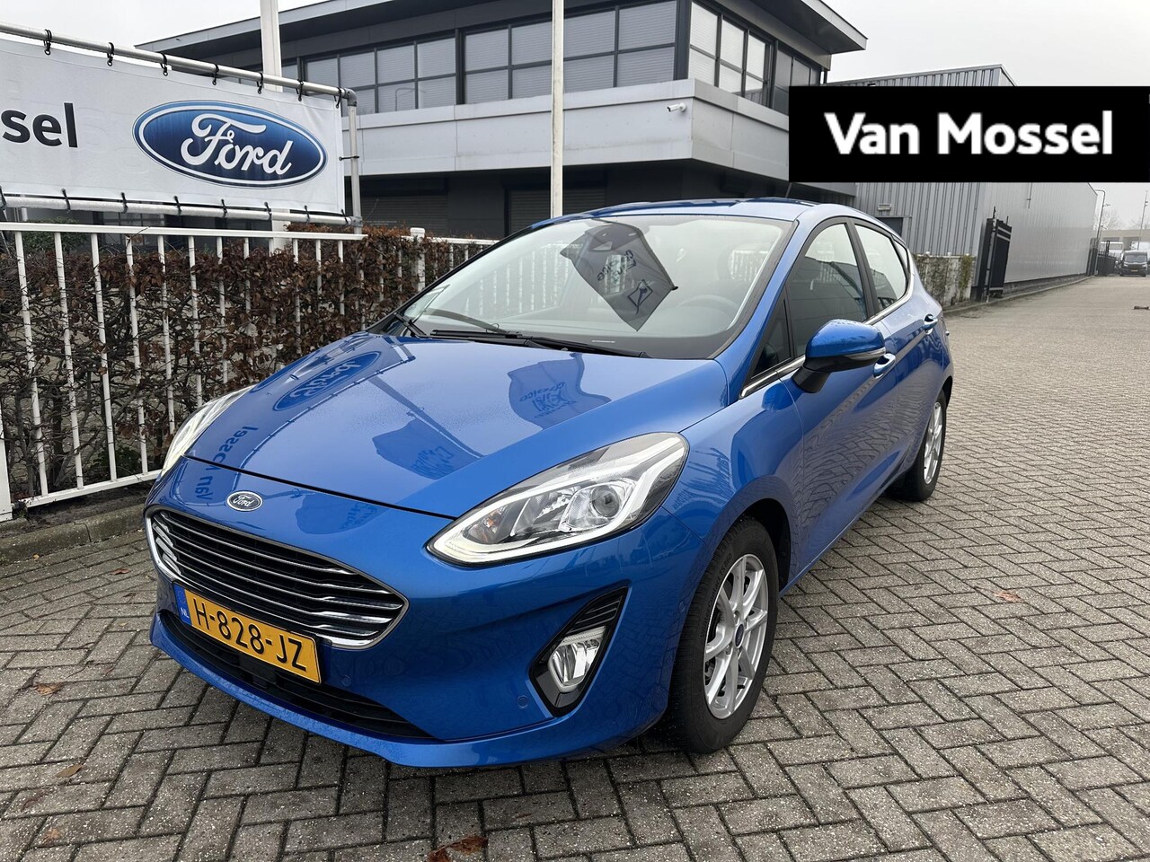 Ford Fiesta - 1.0 EcoBoost Titanium 95pk | Adaptive Cruise Controle | Achteruitrij camera | Lichtmetalen - AutoWereld.nl