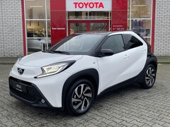 Toyota Aygo X - MT PULSE NIEUW & DIRECT LEVERBAAR APPLE/ANDROID CLIMA AD-CRUISE 17" LM-VELGEN CAMERA LED P