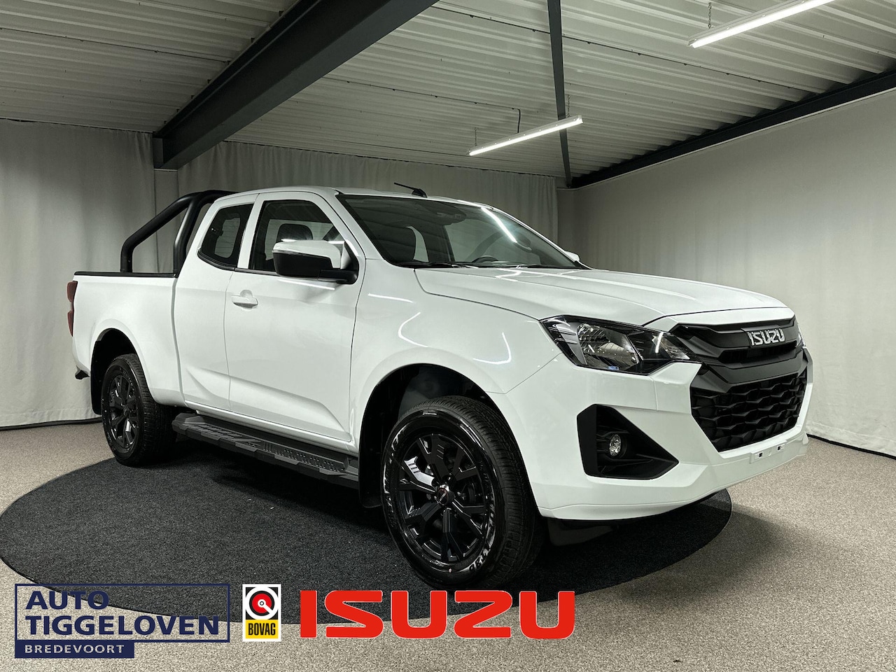 Isuzu D-Max - 1.9 Extended Cab LS Automaat Work Edition 3500KG Trekgewicht BPM VRIJ! - AutoWereld.nl