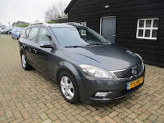 Kia Cee'd - Ceed 1.6 X-ecutive