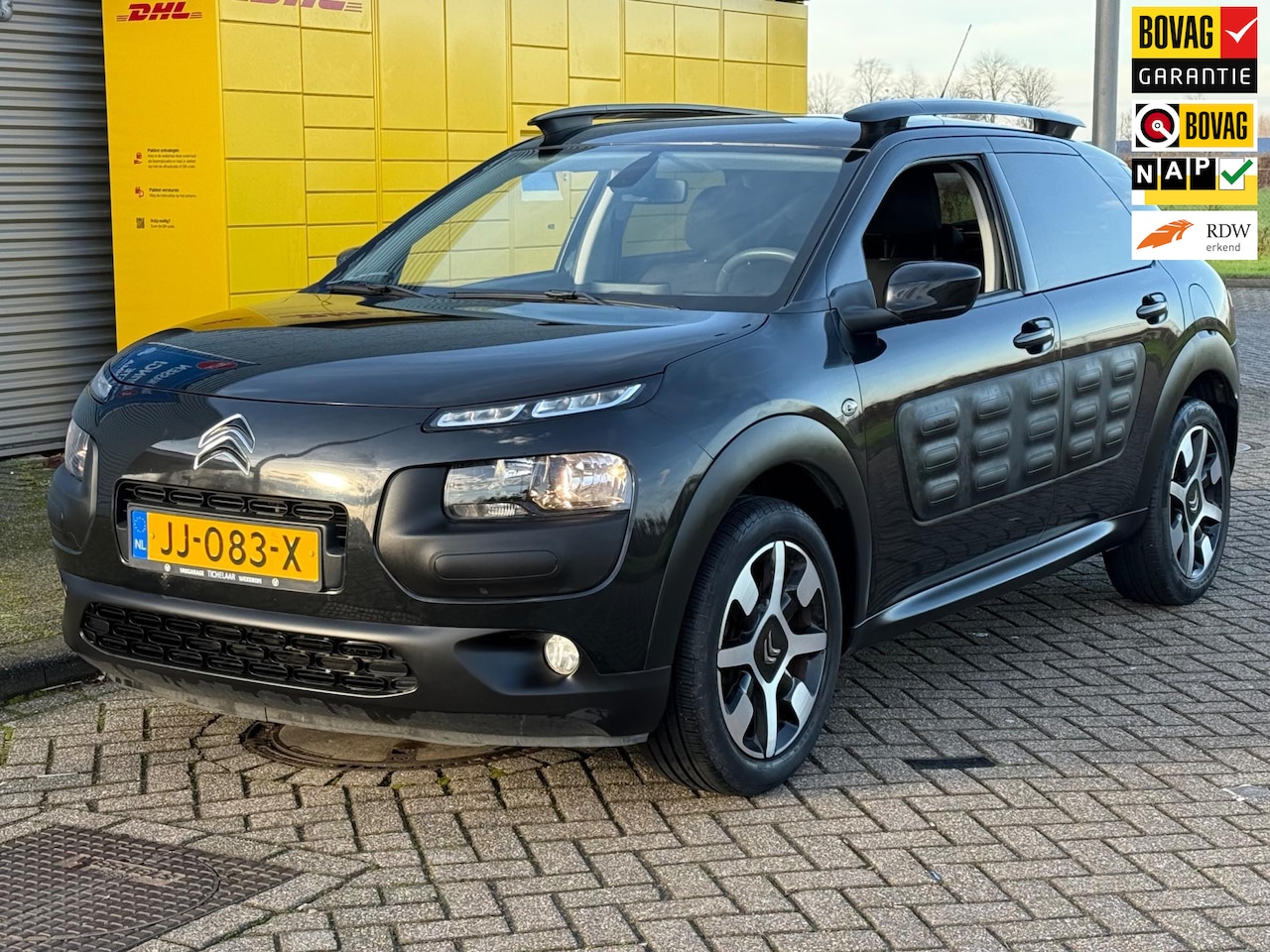 Citroën C4 Cactus - 1.2 PureTech Shine Bj 2016 Automaat LM-Velgen Nette auto - AutoWereld.nl