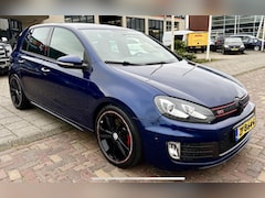 Volkswagen Golf - 2.0 GTI