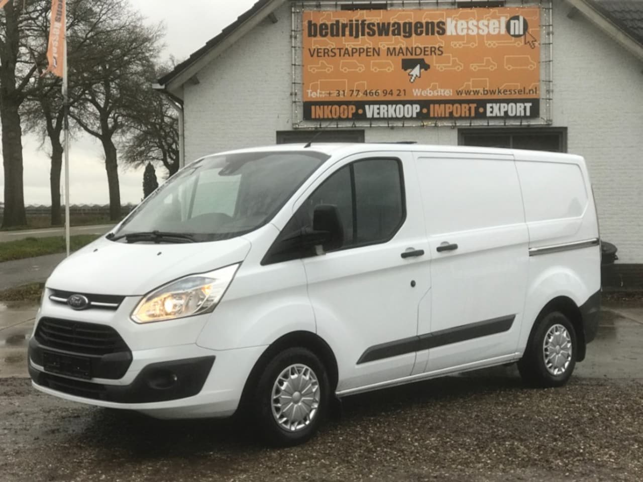 Ford Transit Custom - 2.2 TDci 92 kW Euro 5 AC 2x schuifdeur - AutoWereld.nl