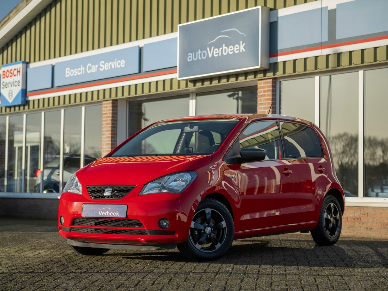 Seat Mii - 1.0 Style Connect | Navi | Cruise Control | Airco | Elektr.ramen | Lichtmetalen velgen | P - AutoWereld.nl