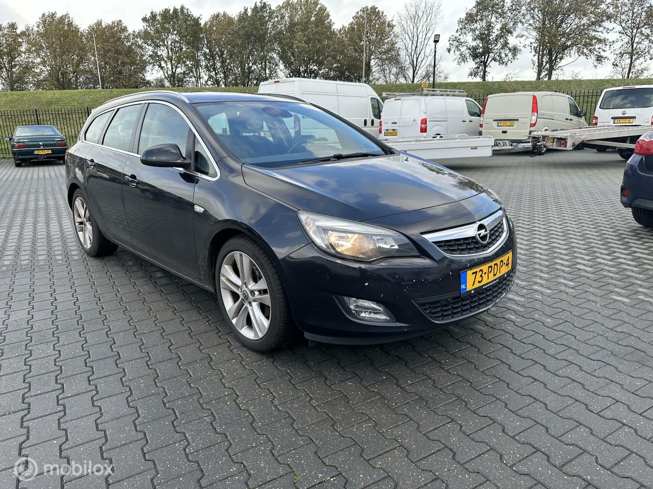 Opel Astra Sports Tourer - 1.7 CDTi Sport HANDEL EXPORT VASTE PRIJS - AutoWereld.nl