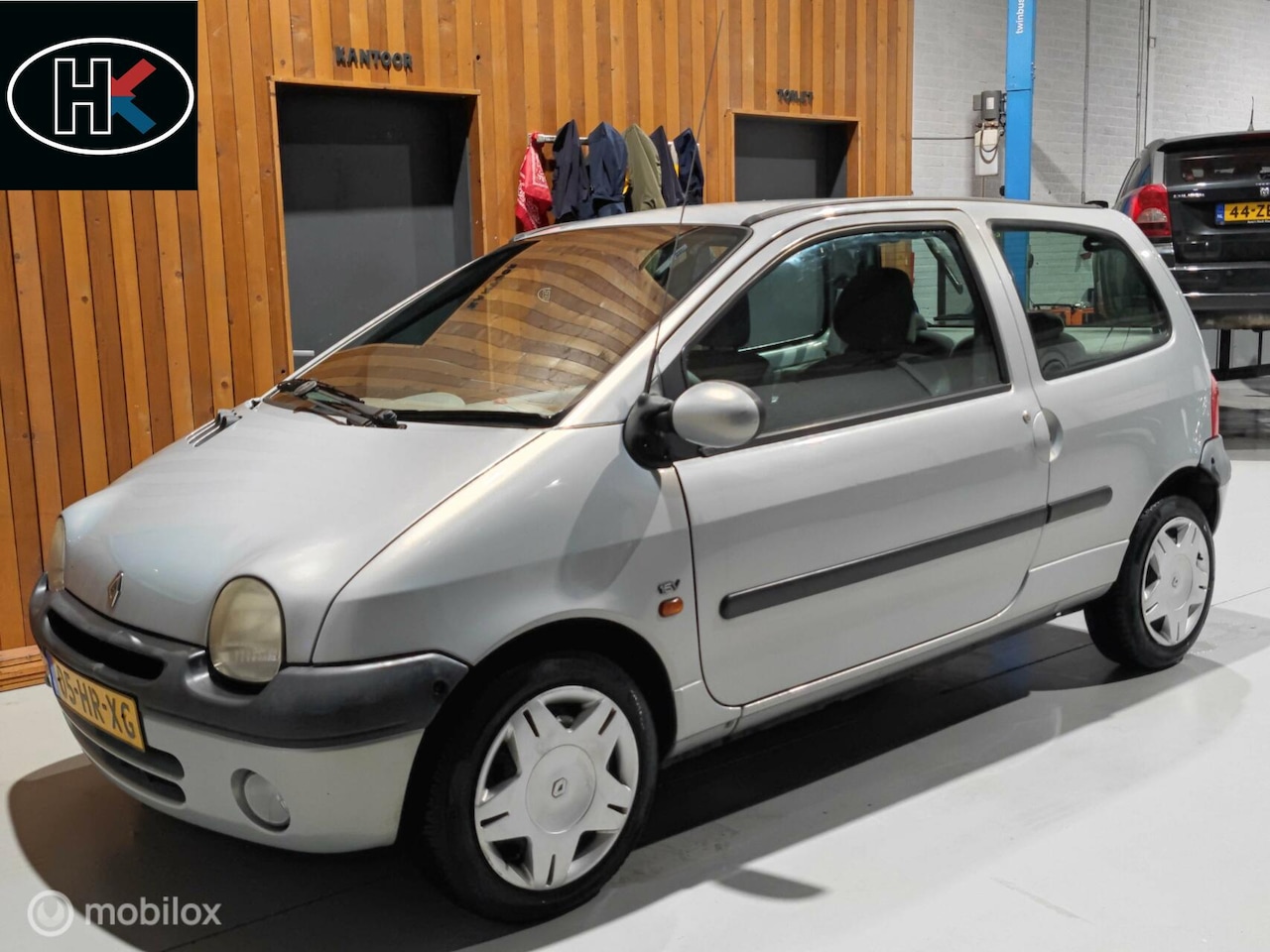 Renault Twingo - 1.2-16v 75pk Privilège AUTOMAAT Quickshift 5 - AutoWereld.nl