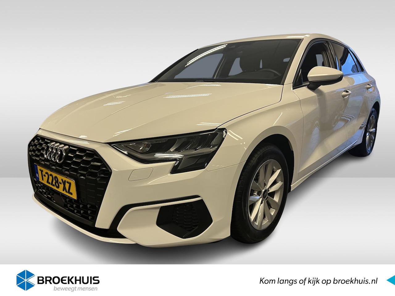 Audi A3 Sportback - 30 TFSI Pro Line | Navi via app connect | - AutoWereld.nl