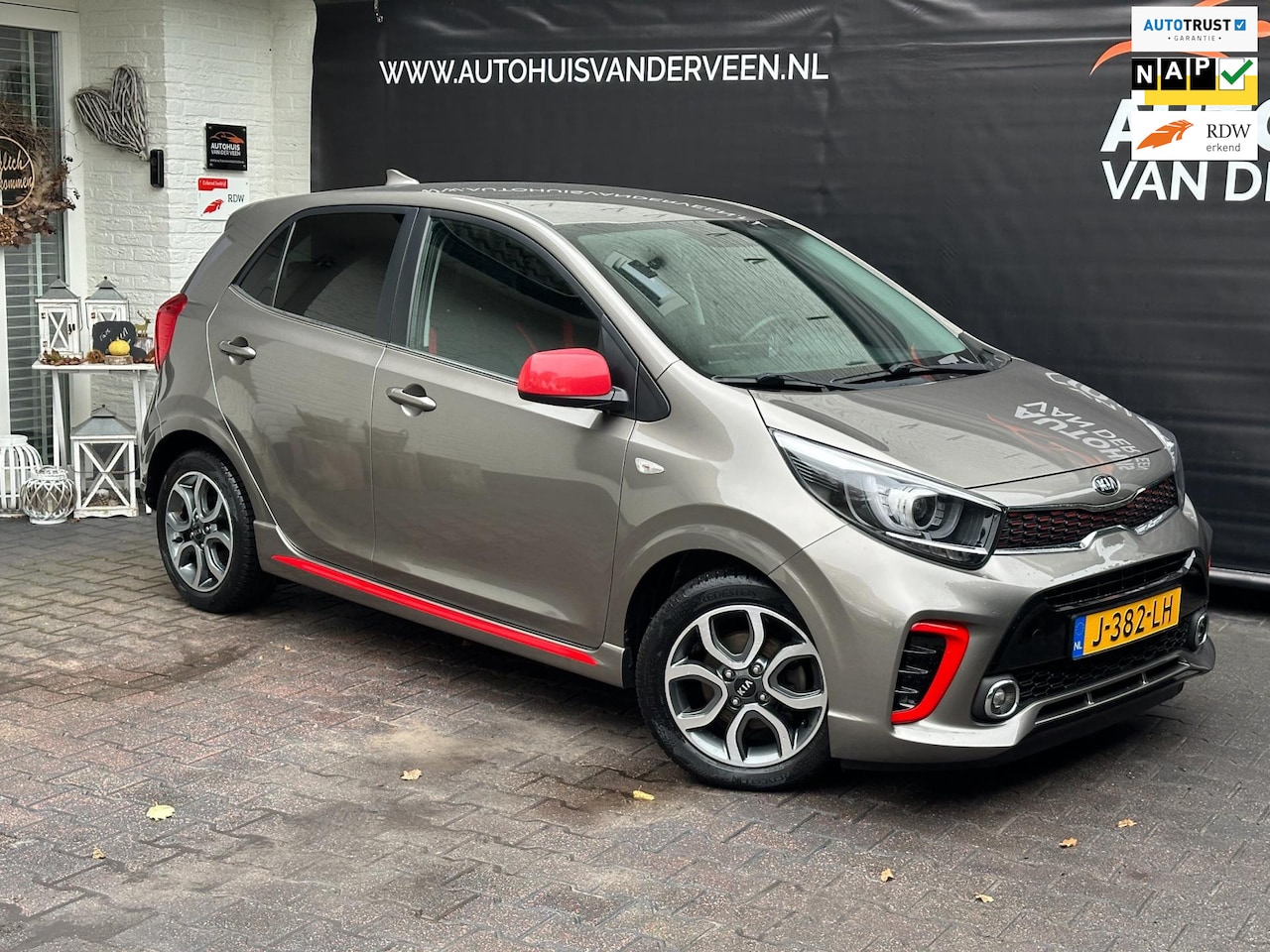 Kia Picanto - 1.0 MPi GT-Line Edition. 35.404 Km! Cruise/Camera/Carplay/Leer/Airco/Etc! - AutoWereld.nl