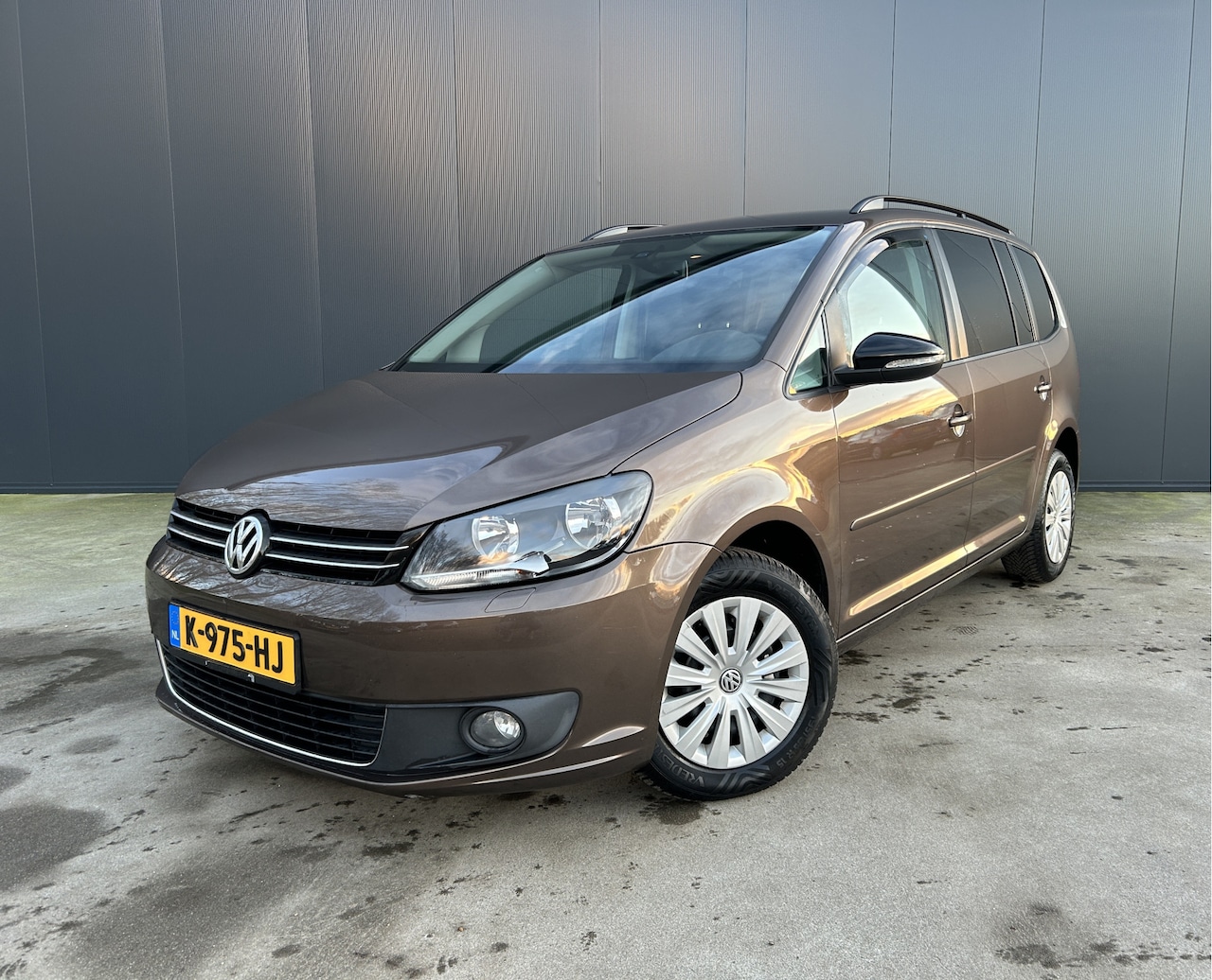 Volkswagen Touran - 1.2 TSI COMFORTLINE NAVI CRUISE ECC TREKHAAK - AutoWereld.nl