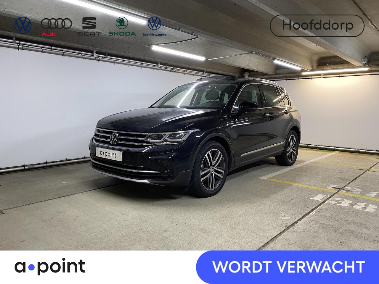 Volkswagen Tiguan - 1.4 TSI eHybrid Elegance 245 pk Automaat (DSG) | Navigatie | Panoramadak | Elektr. trekhaa - AutoWereld.nl