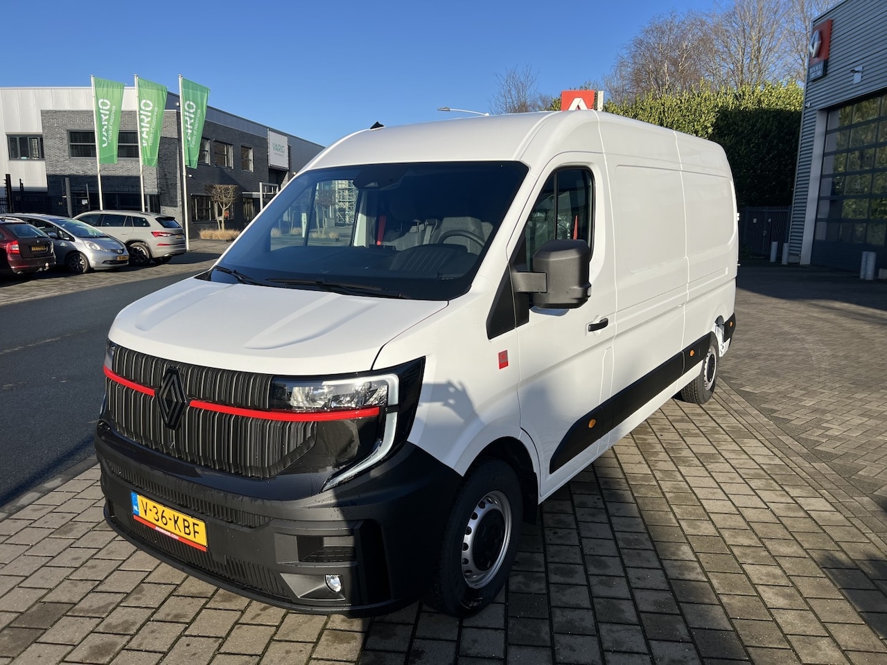 Renault Master - L3H2 170 PK NIEUW MODEL / AIRCO / MULTIMEDIA / AIRBAG/ AHW KOP / CAMERA / 4 SEIZOEN BAND / - AutoWereld.nl