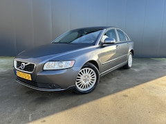 Volvo S40 - 2.0 150 PK Sport NAVI CRUISE ECC TREKHAAK LMV