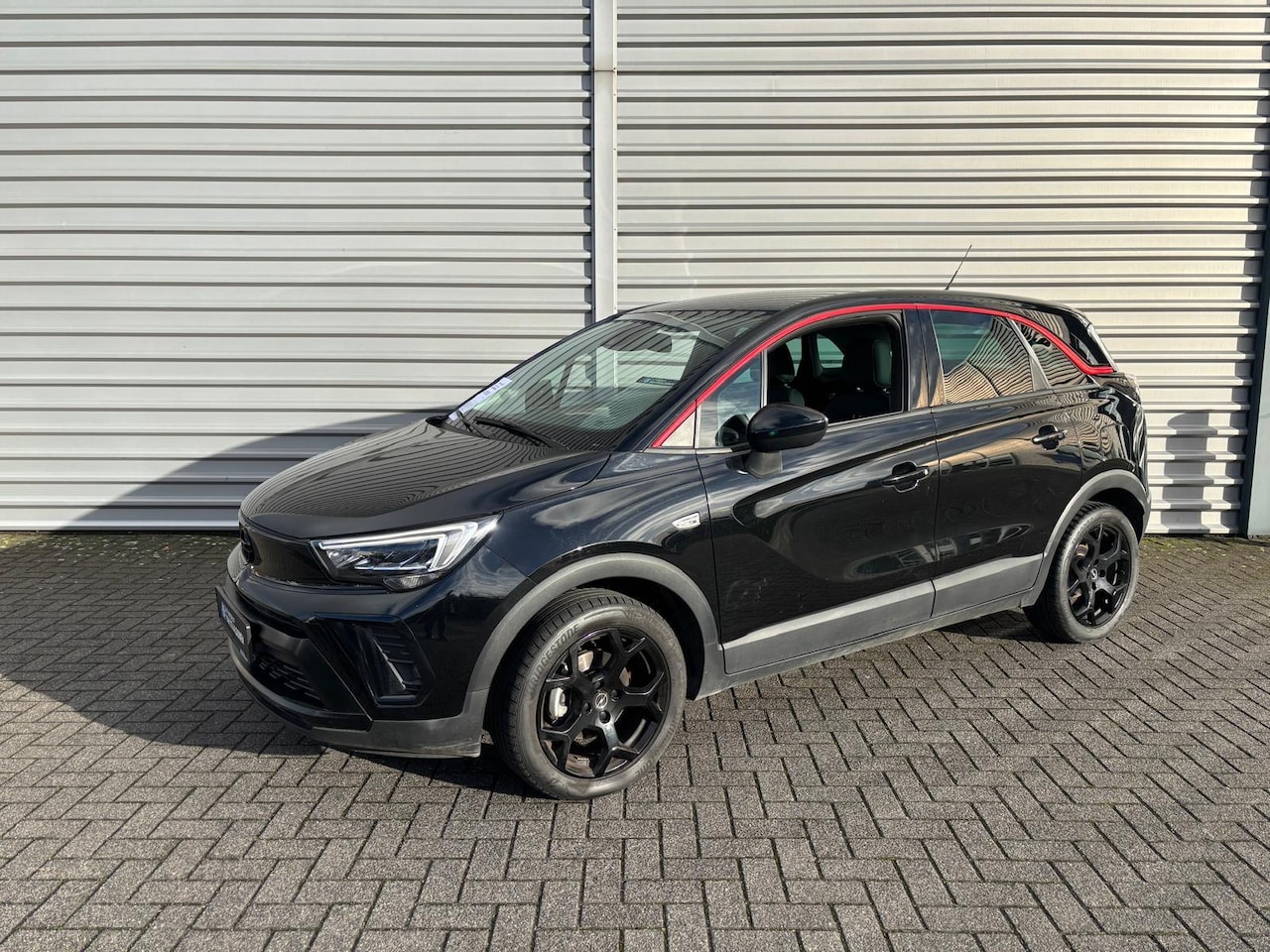 Opel Crossland - 1.2 Turbo GS Metalliclak| 17 inch velgne| Black Pack| Led koplampen| Metalliclak| Parkeers - AutoWereld.nl