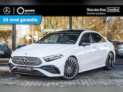 Mercedes-Benz A-klasse - 180 AMG Line | Stoelverwarming | Panoramaschuifdak | Sfeerverlichting | Keyless go | Achte