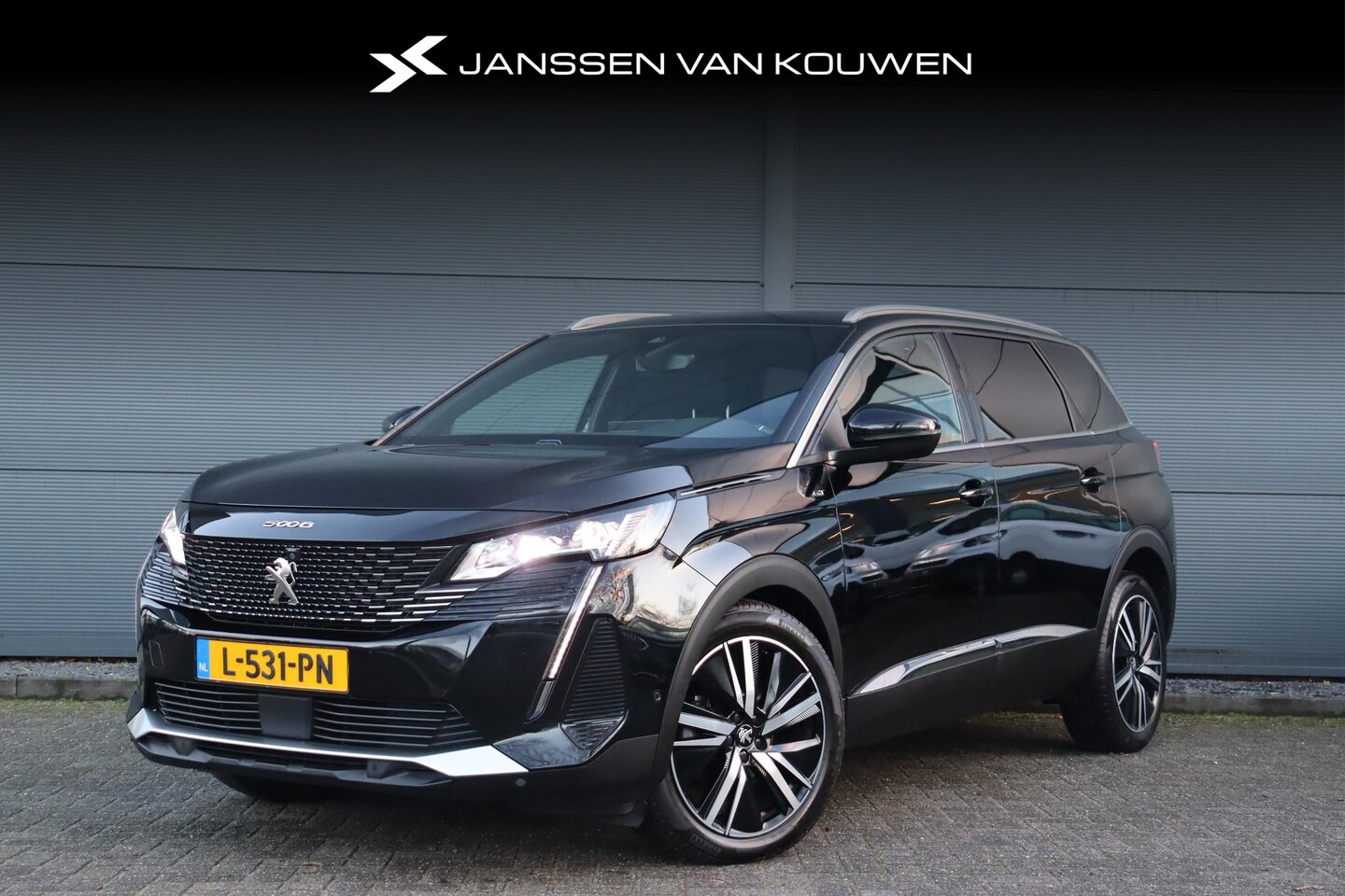 Peugeot 5008 - GT 1.6 180 pk Automaat / Schuif-/kanteldak / HiFi Audio / Massagestoelen - AutoWereld.nl