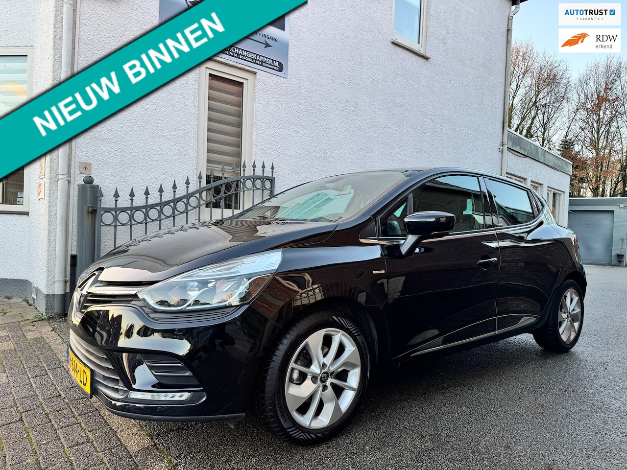 Renault Clio - 1.2 16V Limited | Cruise | Clima | Navi | LM Velgen | Nieuwe APK - AutoWereld.nl