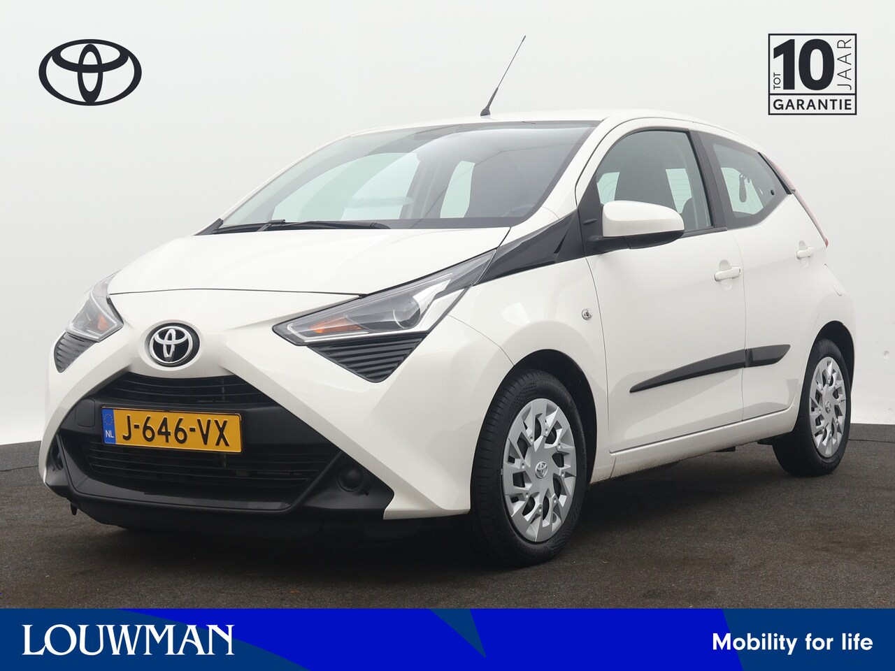 Toyota Aygo - 1.0 VVT-i x-play | Camera | Airco | MS ANTONIIUS TLFS - AutoWereld.nl