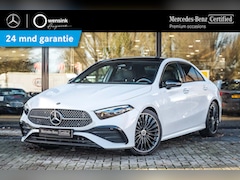 Mercedes-Benz A-klasse - 180 AMG Line | Panoramaschuifdak | Sfeerverlichting | Keyless go | Stoelverwarming | Achte