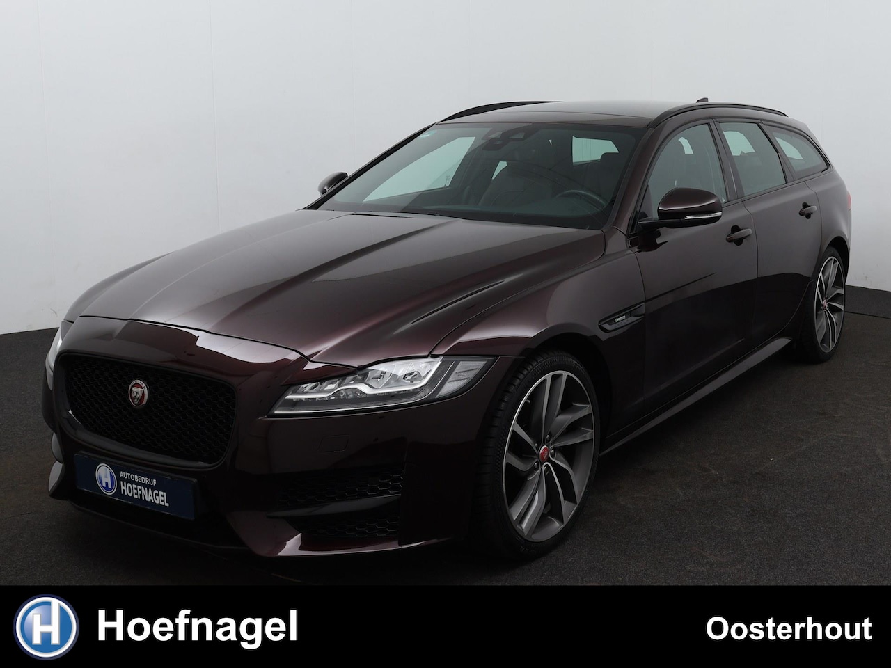 Jaguar XF Sportbrake - 2.0t Portfolio Automaat | Panoramadak | Navigatie | Camera | Parkeersensoren - AutoWereld.nl