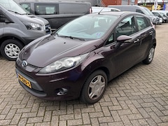 Ford Fiesta - 1.25 Cool & Sound 5-deurs (incl. nieuwe distributieriem) | Parkeersensoren achter | airco