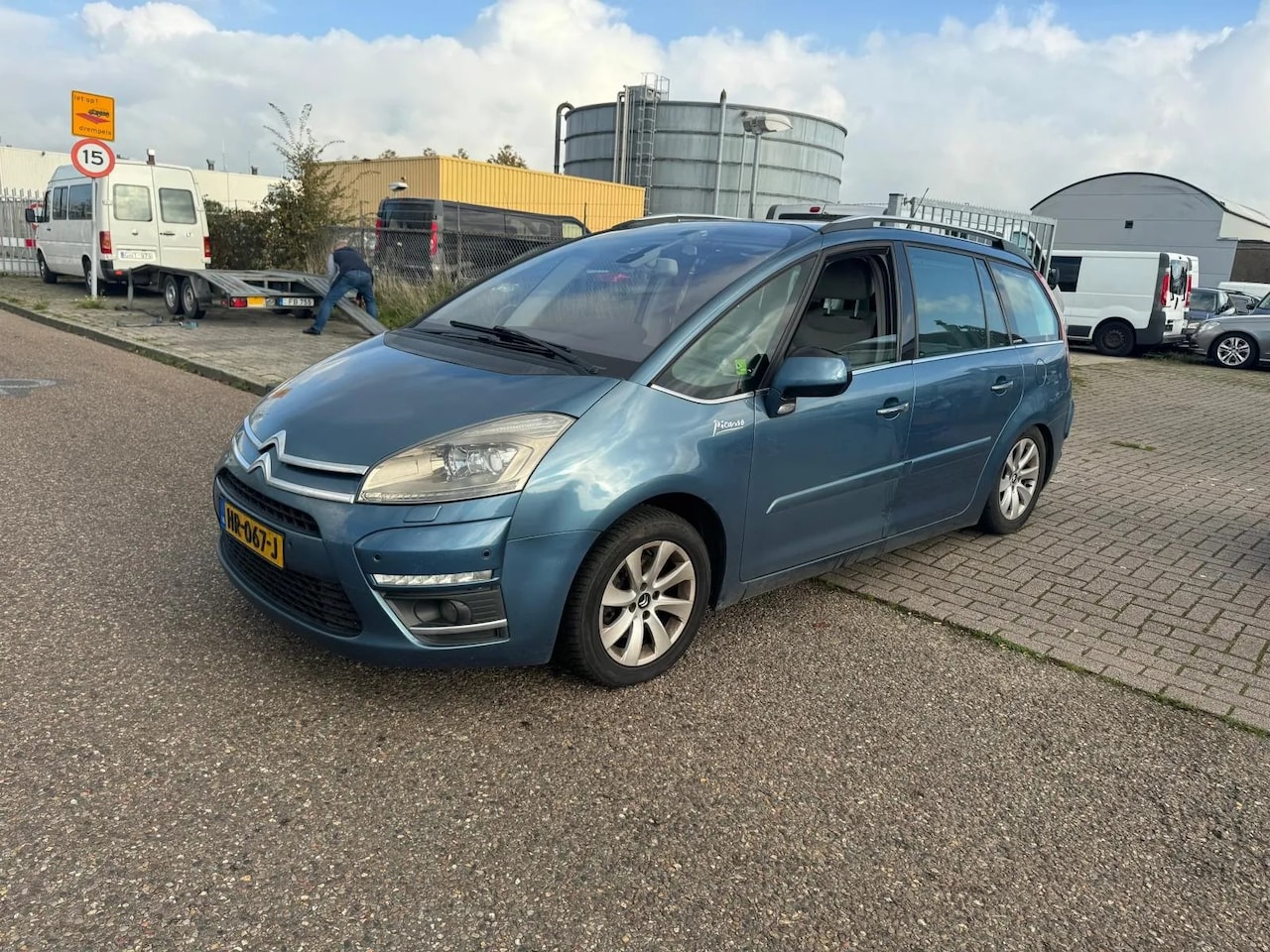 Citroën C4 Picasso - 2.0 HDI NAVI/CLIMA 7 PERSON - AutoWereld.nl