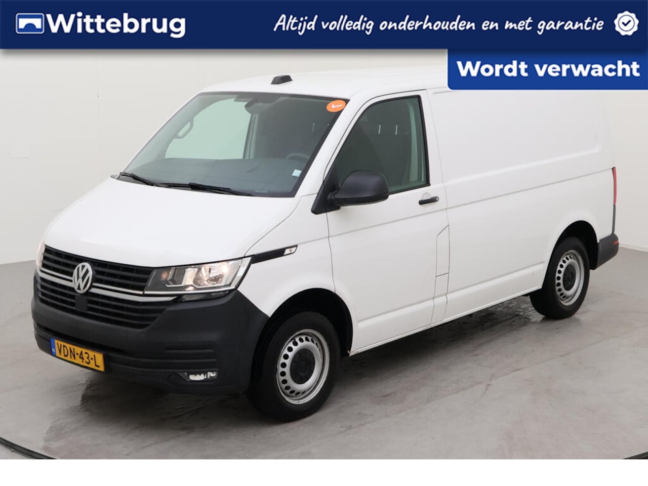 Volkswagen Transporter - 2.0 TDI 150pk L1H1 30 Comfortline DSG Automaat Airco / 6.1 uitvoering - AutoWereld.nl