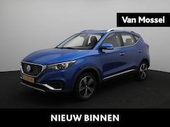 MG ZS - EV Luxury 45 kWh | 1e-Eigenaar | Panoramadak | Leder | Camera | Apple CarPlay | Adaptive C