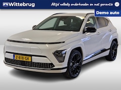 Hyundai Kona Electric - Comfort Smart 65.4 kWh Met Navigatie, 17 inch velgen Gloss Black, Camera en Volledig Elekt