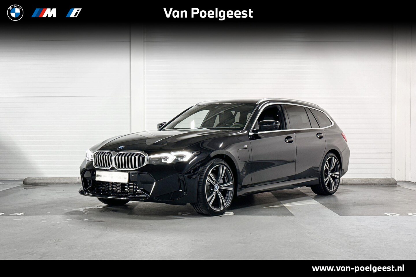 BMW 3-serie Touring - 320e | M-Sport | Travel Pack | Entertainment Pack | Harman/Kardon | Panoramadak - AutoWereld.nl