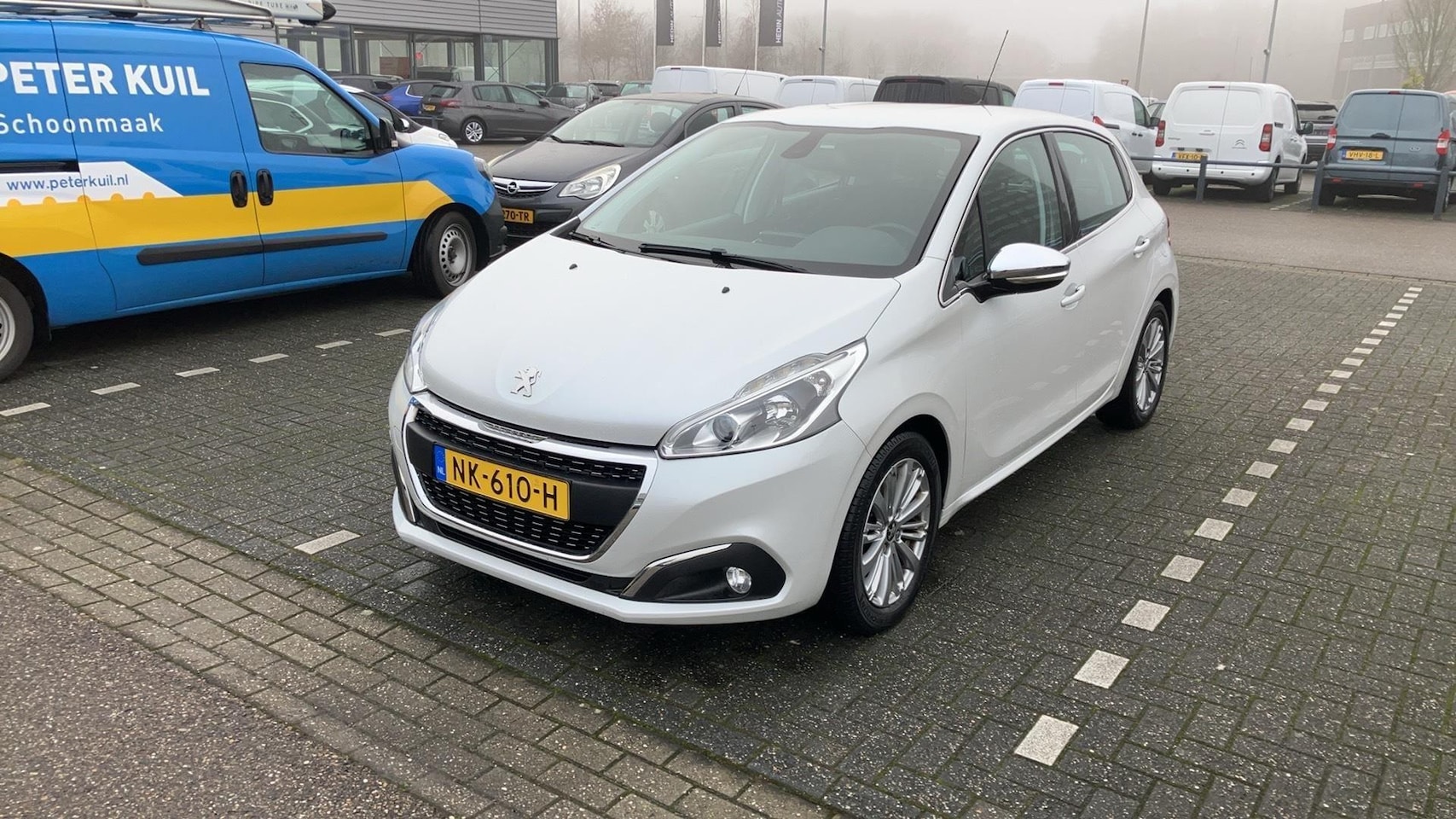 Peugeot 208 - 1.2 PureTech Allure 1.2 PureTech Allure - AutoWereld.nl