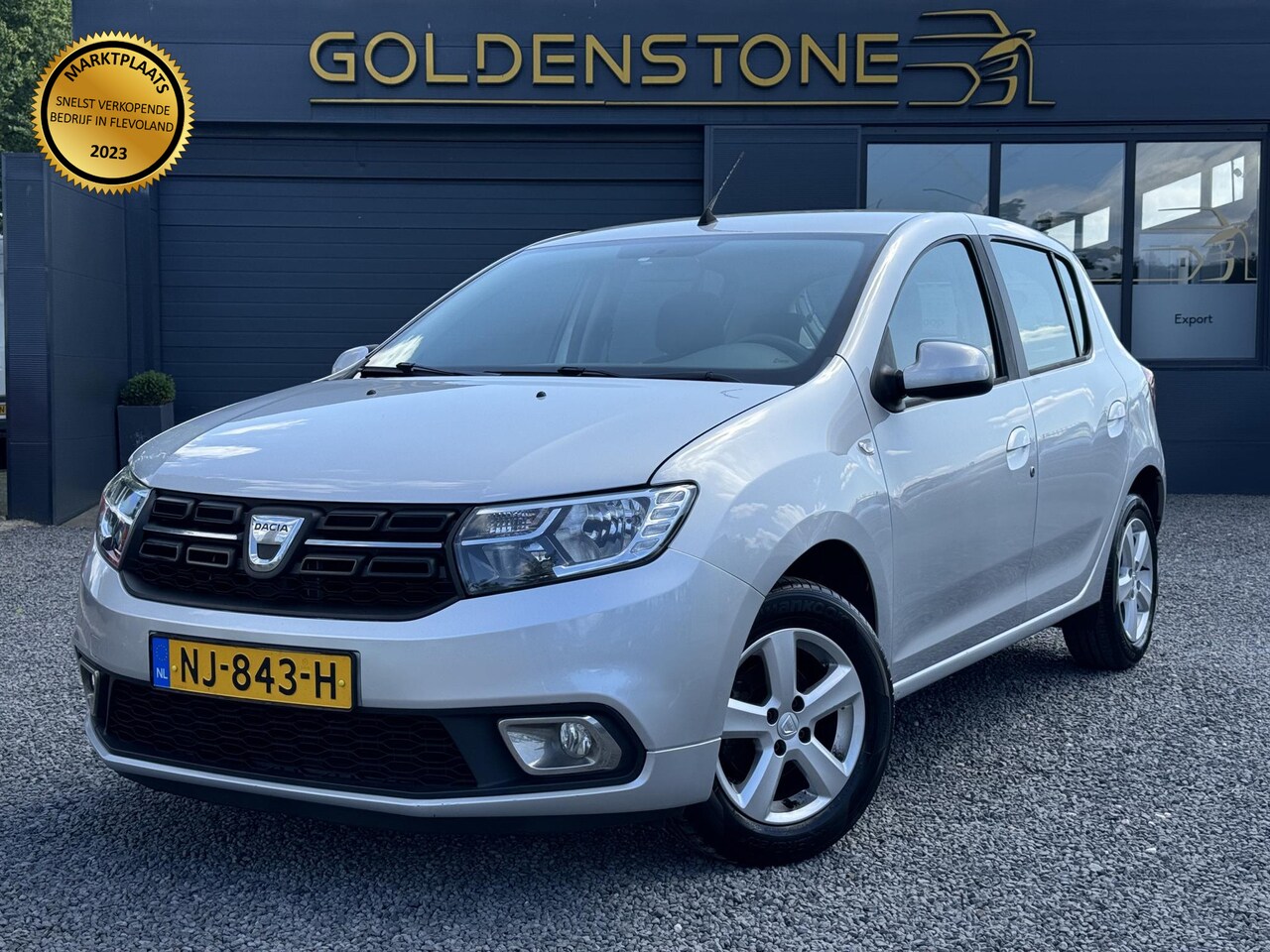 Dacia Sandero - 0.9 TCe Laureate Airco,Cruise,Elektr. Ramen,LM Velgen,Trekhaak,N.A.P,APK tot 04-2025 - AutoWereld.nl