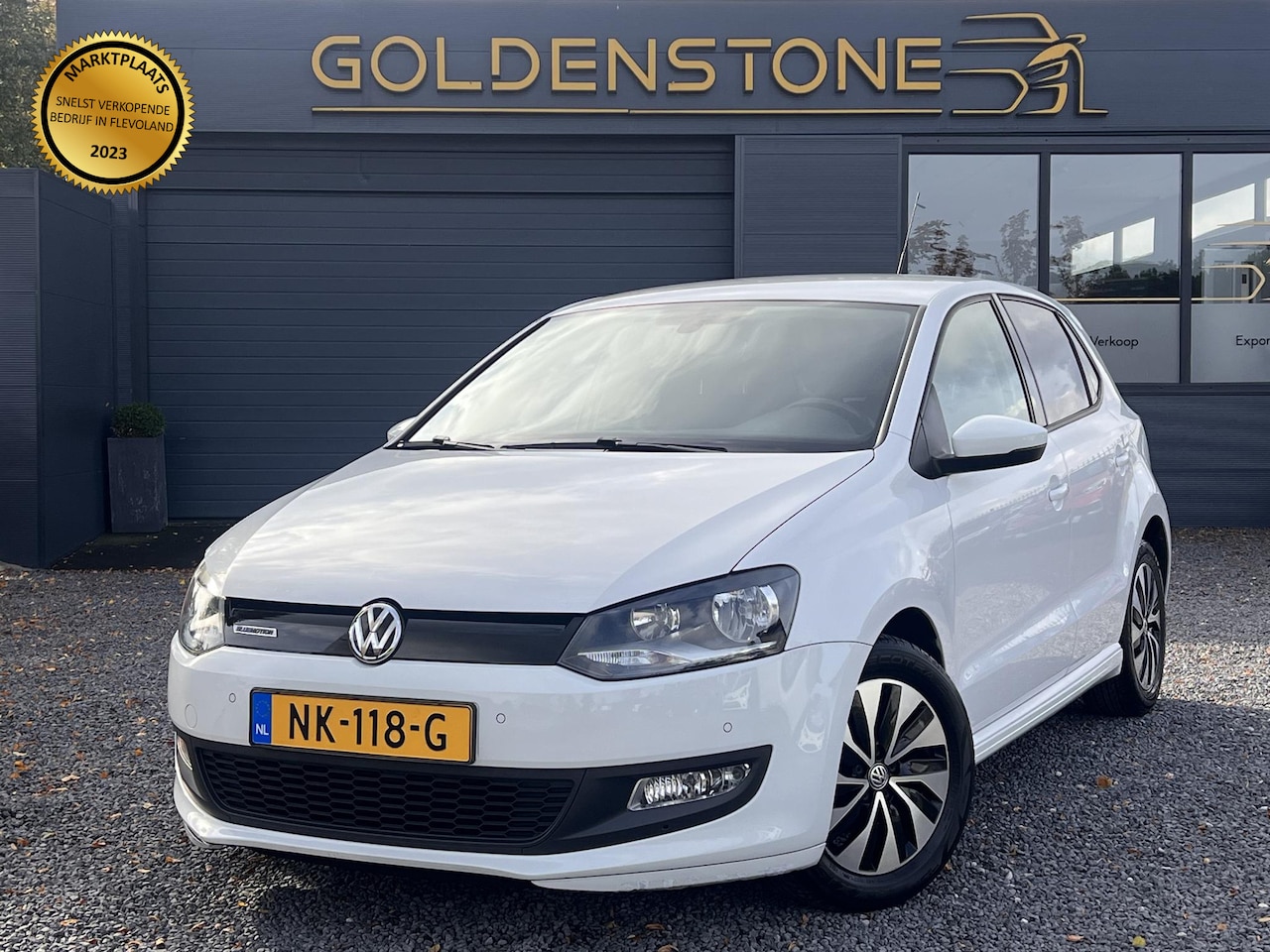 Volkswagen Polo - 1.0 BlueMotion Connected Series Navi,Airco,Cruise,PDC V+A,Bluetooth,N.A.P,APK bij Afleveri - AutoWereld.nl