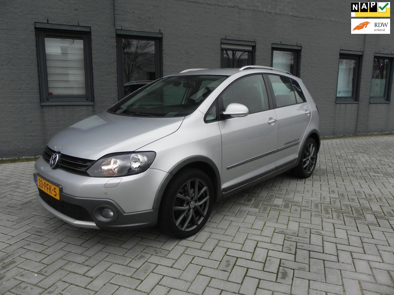 Volkswagen Golf - 1.4 TSI Cross Apk Clima Lm velgen Trekhaak - AutoWereld.nl