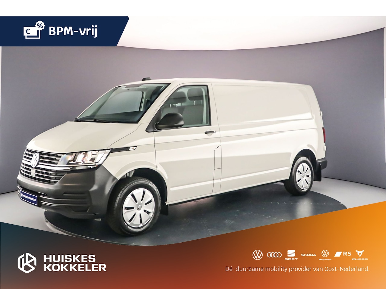 Volkswagen Transporter - Bestelwagen 2.0 TDI 150pk L2H1 28 Apple Carplay / Android Auto I Cruise Control I Camera I - AutoWereld.nl