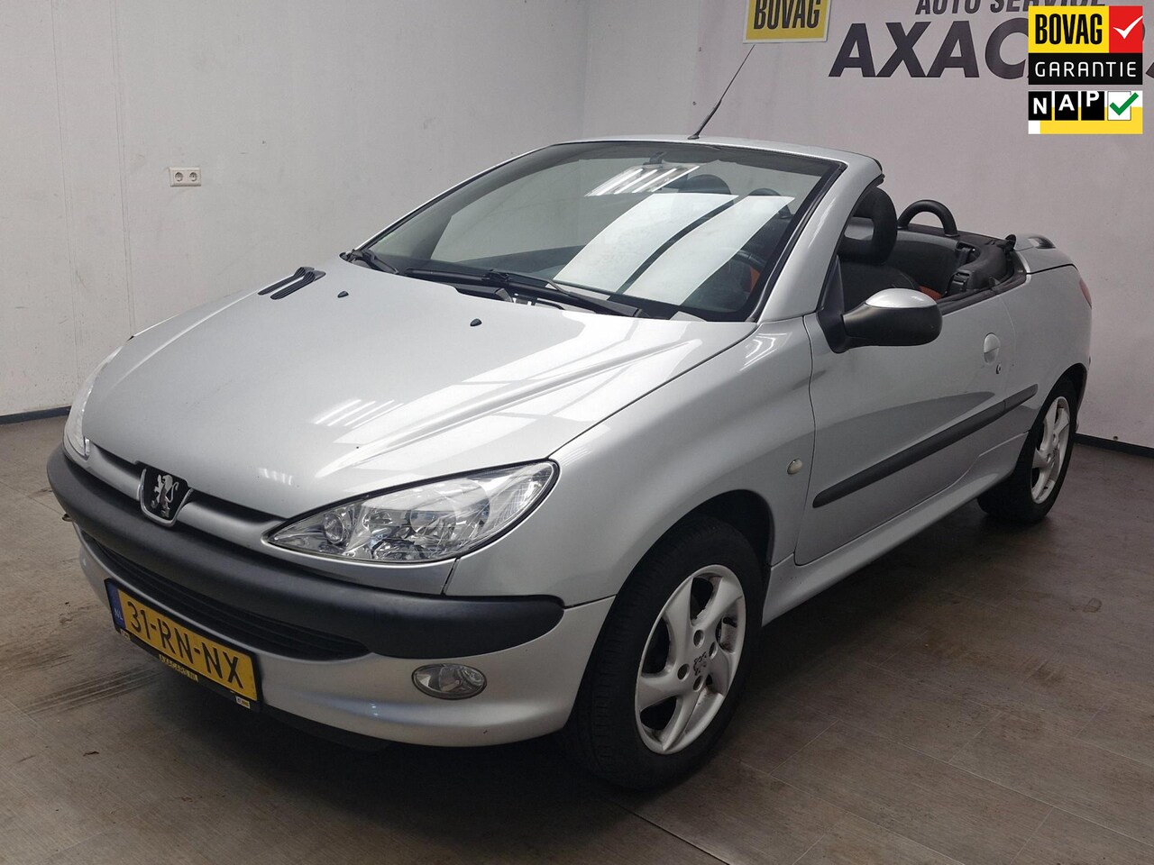 Peugeot 206 CC - 1.6-16V NIEUWE APK ! GARANTIE ! - AutoWereld.nl