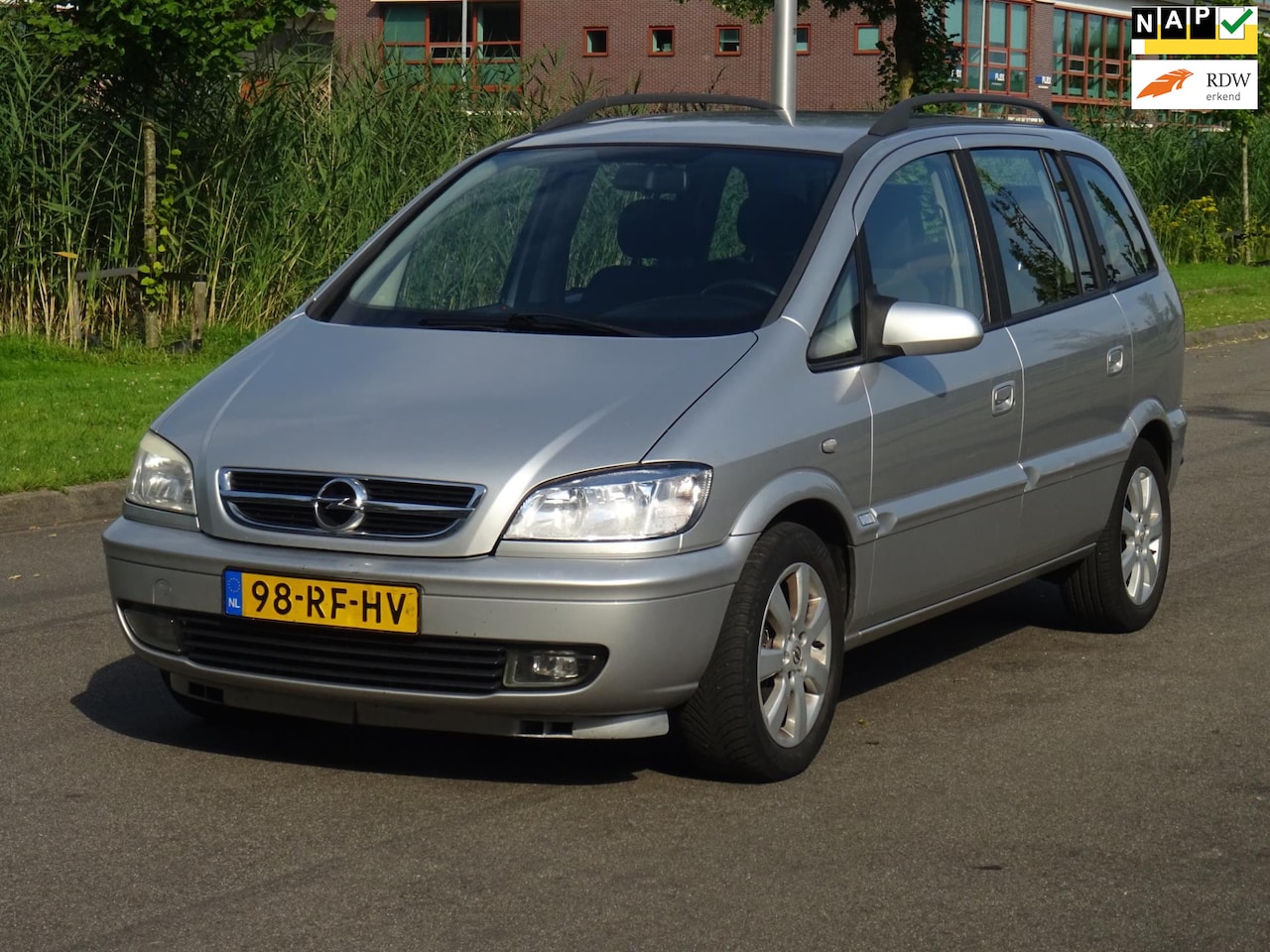 Opel Zafira - 1.8-16V Maxx 7-PERSOONS NAP/CLIMA/APK 10-2025 - AutoWereld.nl