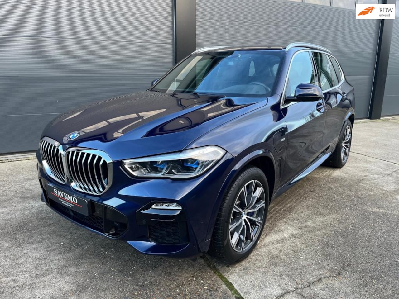 BMW X5 - XDrive45e High Executive M-pakket / Head-up / Pano / Elek trekhaak / 360 camera / - AutoWereld.nl