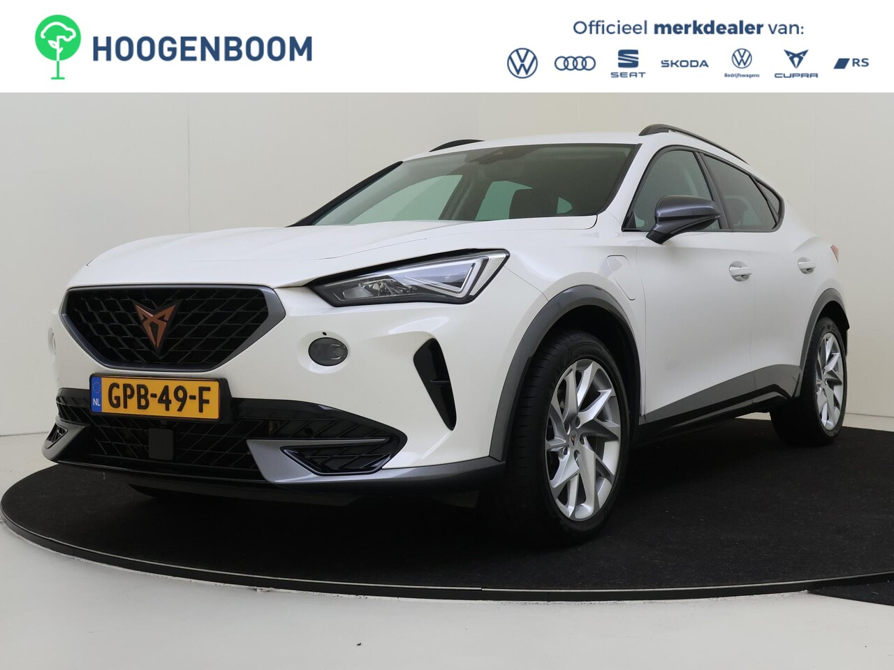 CUPRA Formentor - 1.4 e-Hybrid Business | Keyless | 3-zone airco | Stuurwielverwarming | CarPlay | Draadloze - AutoWereld.nl