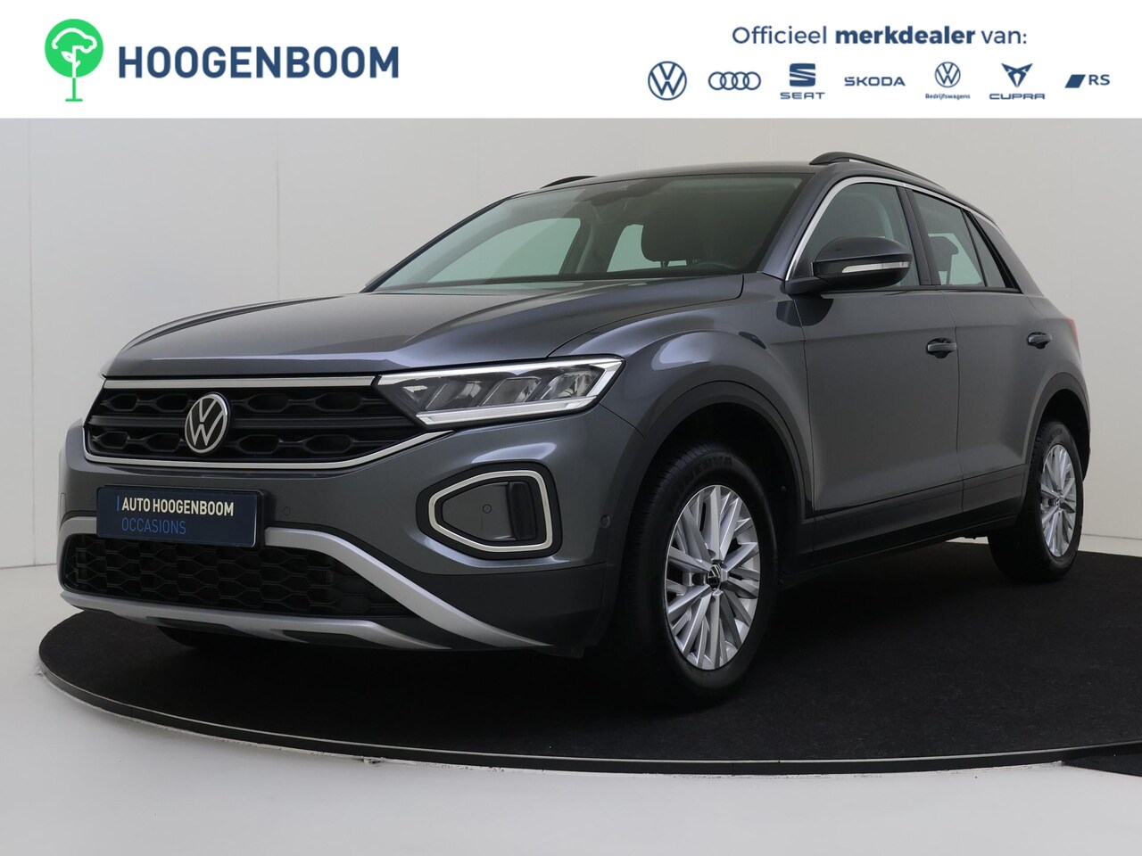 Volkswagen T-Roc - 1.5 TSI Life | Parkeerassistent | Achteruitrijcamera | Stoelverwarming | Digital cockpit P - AutoWereld.nl