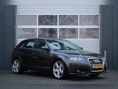 Audi A3 Sportback - 2.0 TDI Attraction 170pk Clima/Cruise/Stoelverwarming/Bluetooth/HalfLeder/18"LM/ZwarteHeme