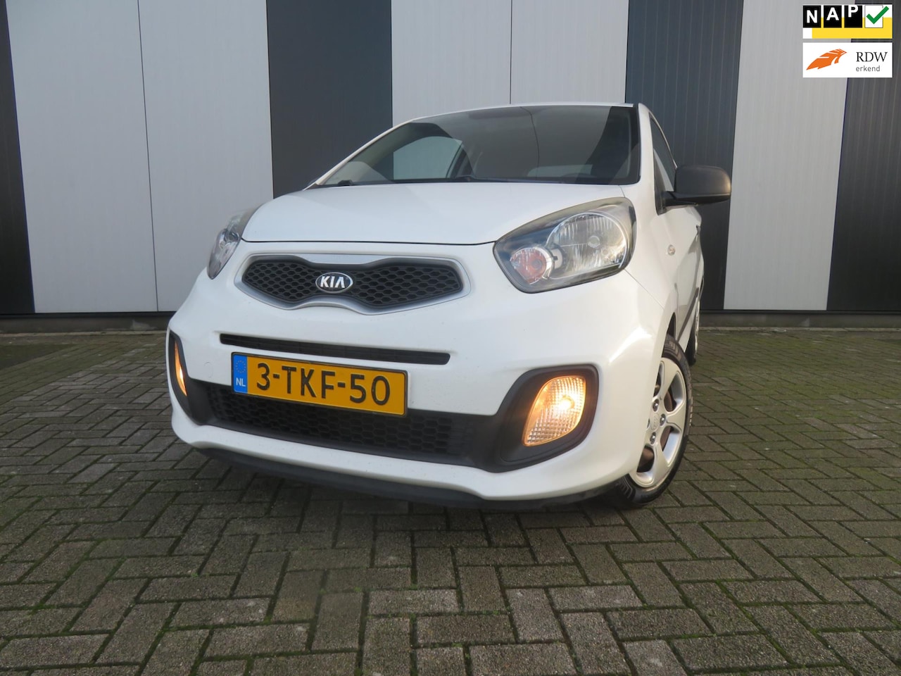 Kia Picanto - 1.0 CVVT ComfortLine 1.0 CVVT ComfortLine - AutoWereld.nl