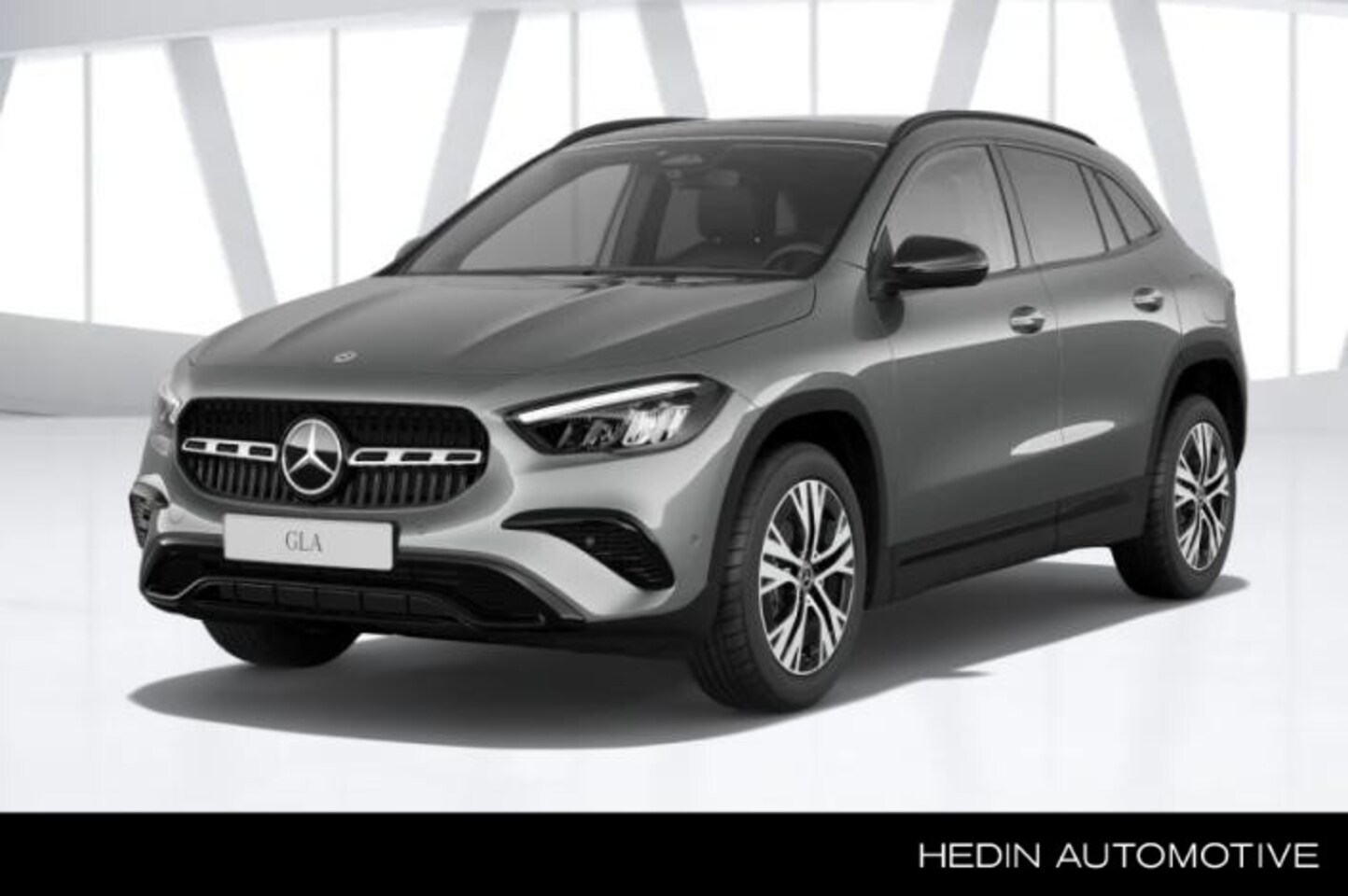 Mercedes-Benz GLA-Klasse - GLA 180 Automaat Star Edition Luxury Line | Nightpakket | Panoramadak - AutoWereld.nl