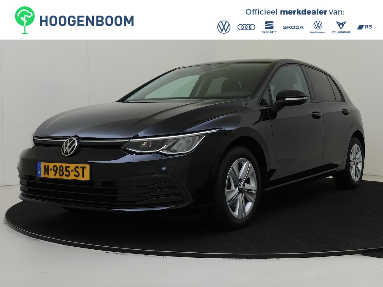 Volkswagen Golf - 1.0 eTSI Life | Navigatie | CarPlay | Sfeerverlichting | Adaptieve cruise control | Virtua - AutoWereld.nl