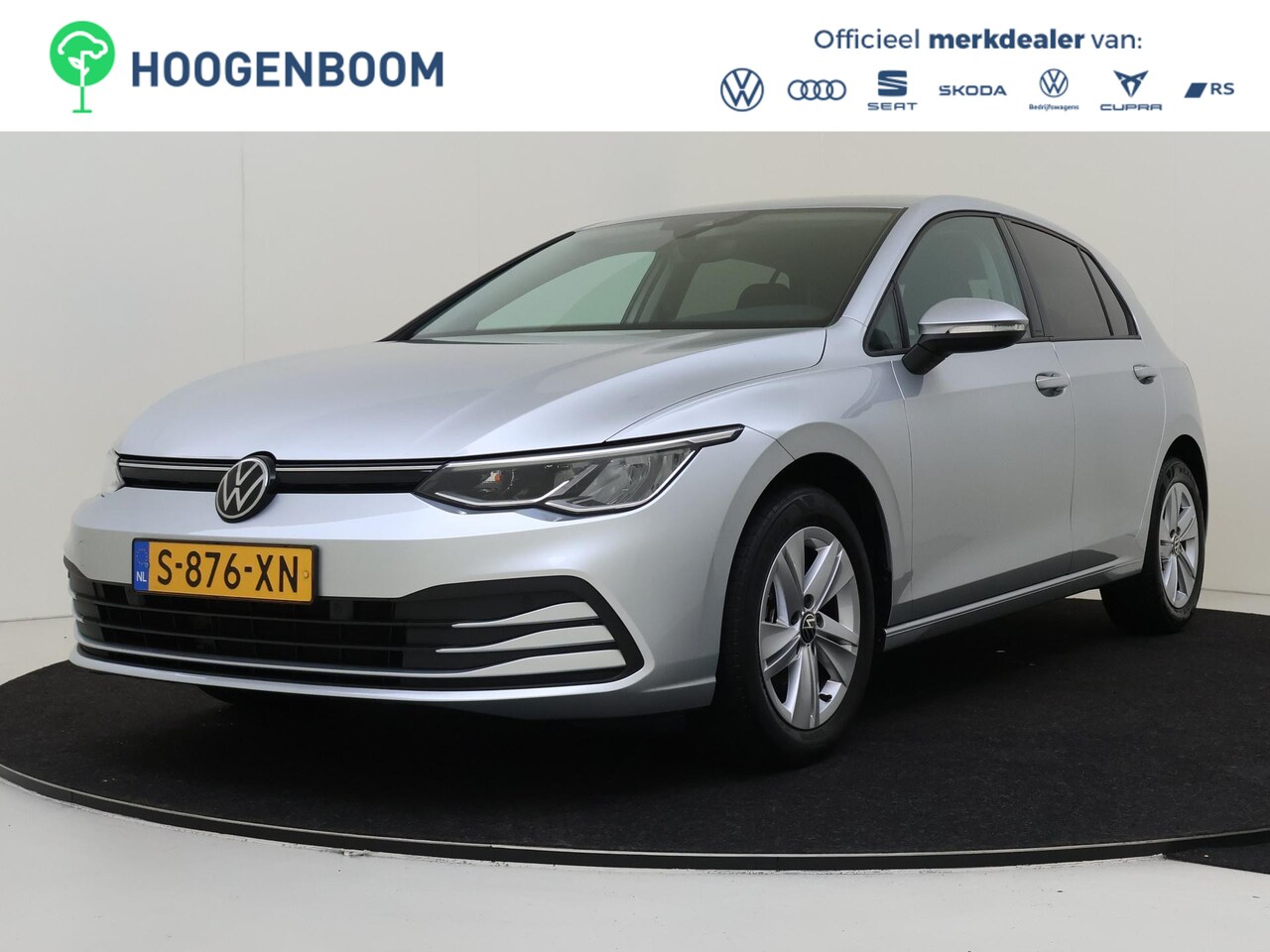 Volkswagen Golf - 1.0 eTSI Life Business | Achteruitrijcamera | Navigatie | CarPlay | Sfeerverlichting | Ada - AutoWereld.nl